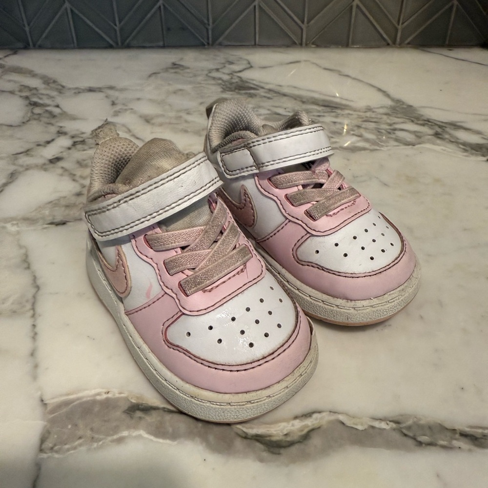 $10 ADD ON Nike Court c4 Borough‎ Low Recraft White/Pink 4c